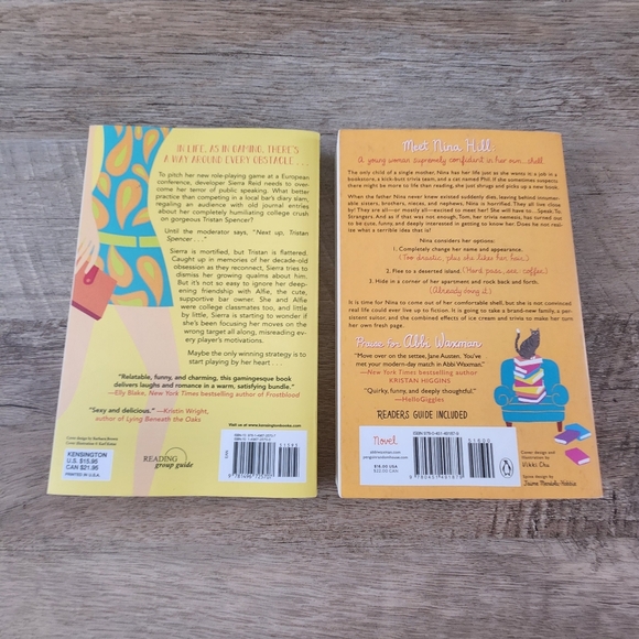 Romance Book Bundle The Bookish Life of Nina Hill & Crushing It - Picture 3 of 12